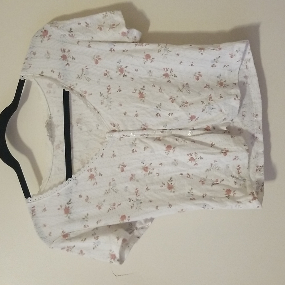 Laced Floral Designed Top